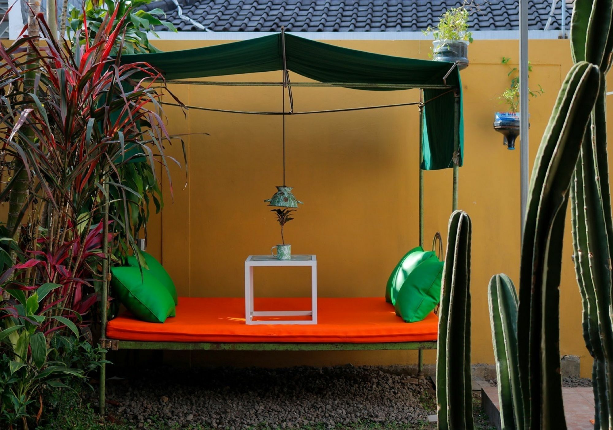 科洛布坎 Bali Bee House酒店 外观 照片